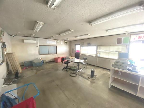 味泥町貸工場