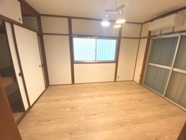 湊川町８丁目貸戸建