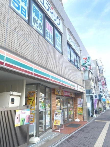 島谷ビル及びグランシャトー板宿(セブンイレブン神戸板宿駅前店)
