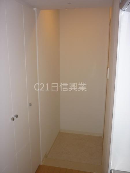 新宿区原町３丁目のマンション