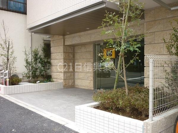 新宿区原町３丁目のマンション