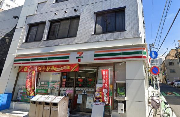 中野区本町5丁目のマンション(ローソン中野新橋店)