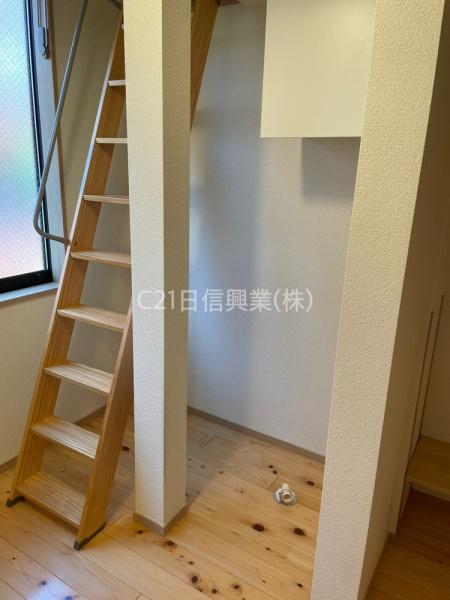 アーバンプレイス市ヶ谷加賀町　ロフト付