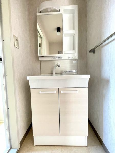 新宿区南榎町のマンション