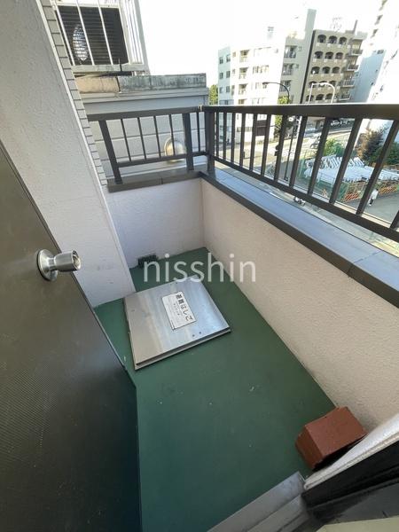 新宿区弁天町のマンション