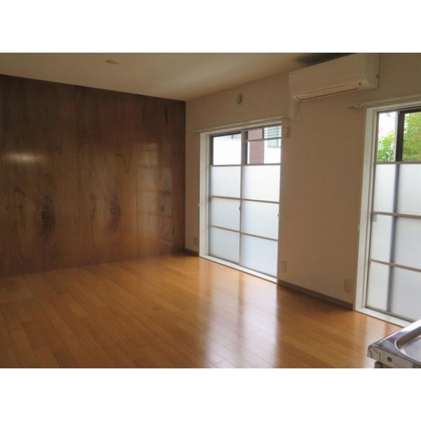 新宿区市谷加賀町２丁目のマンション