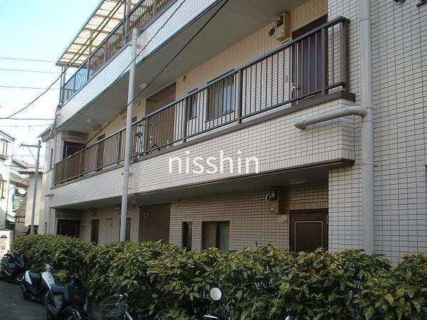 新宿区市谷柳町のマンション