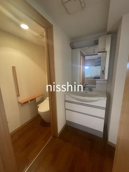 新宿区原町１丁目のマンション