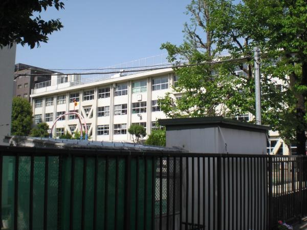 新宿区市谷本村町のマンション(千代田区立番町小学校)