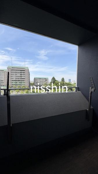 新宿区市谷本村町のマンション