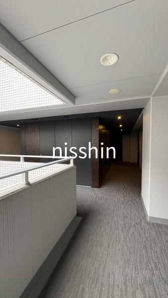 新宿区市谷本村町のマンション