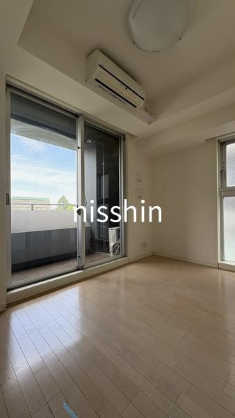 新宿区市谷本村町のマンション