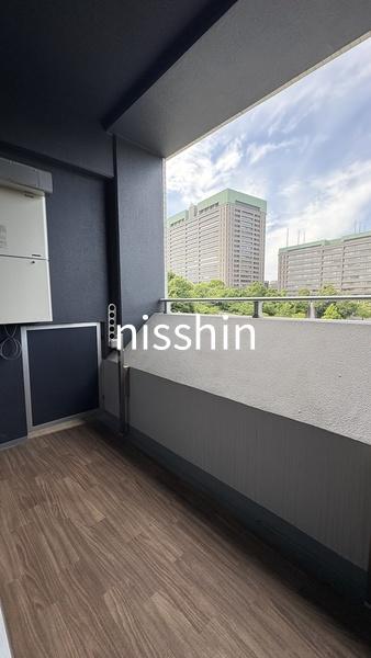 新宿区市谷本村町のマンション