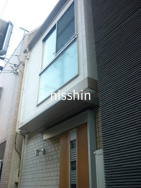 新宿区市谷薬王寺町の貸家