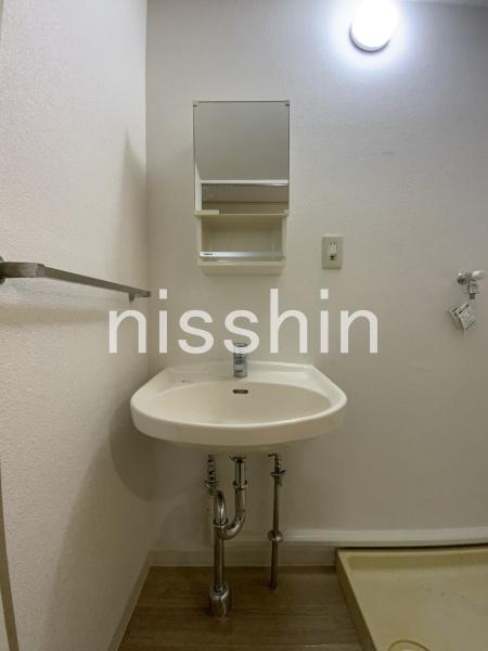 新宿区市谷薬王寺町のマンション