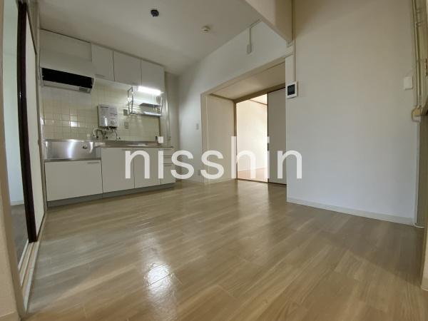 新宿区市谷薬王寺町のマンション