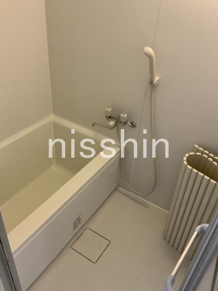 新宿区市谷薬王寺町のマンション