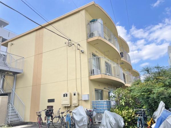 新宿区市谷薬王寺町のマンション