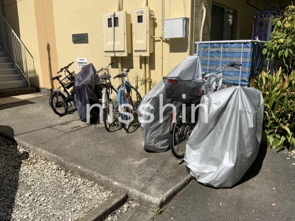 新宿区市谷薬王寺町のマンション