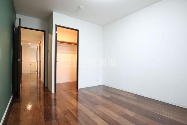 新宿区戸山１丁目のマンション