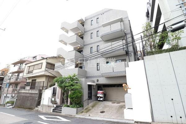 新宿区戸山１丁目のマンション