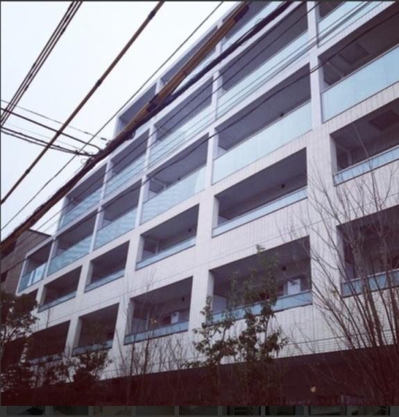 新宿区市谷仲之町の貸家