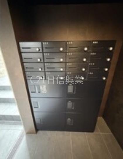 新宿区市谷台町のマンション