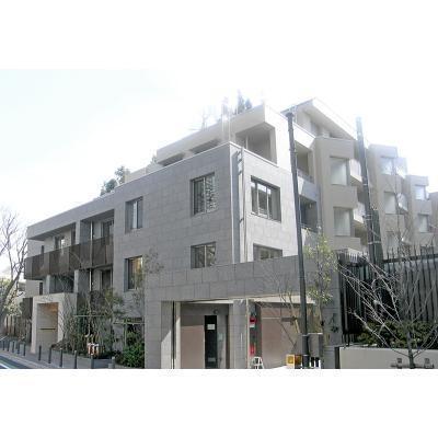 新宿区市谷仲之町のマンション