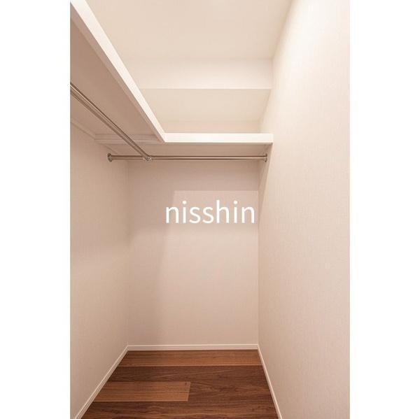 新宿区市谷薬王寺町のマンション