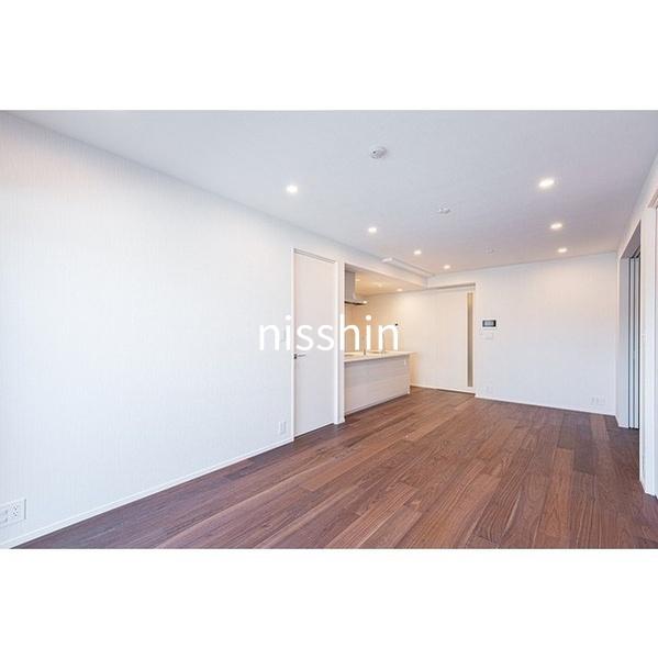 新宿区市谷薬王寺町のマンション