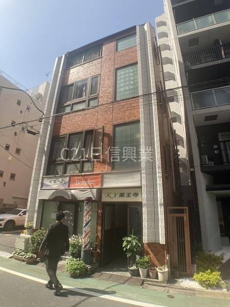 新宿区市谷薬王寺町のマンション