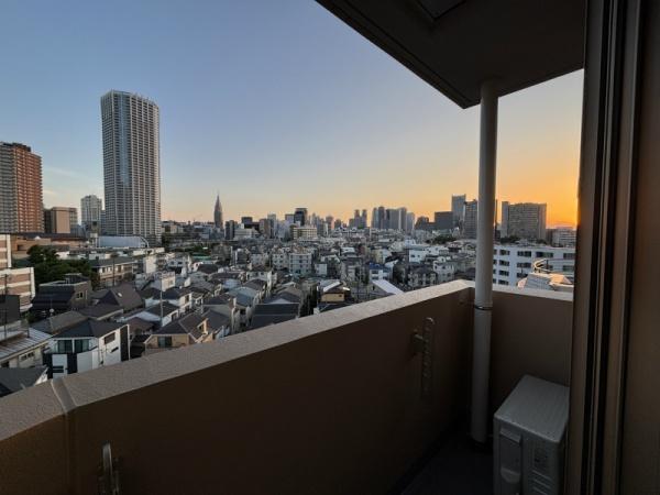 新宿区余丁町のマンション