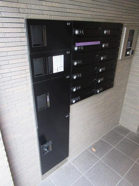 新宿区西五軒町のマンション