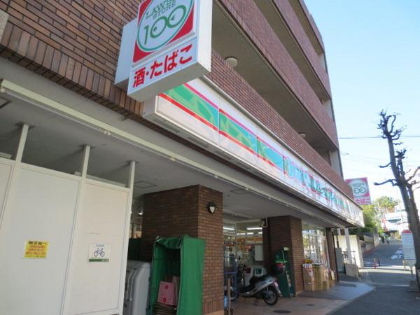 Ｌ-グランディール(ローソンストア100読売ランド前店)