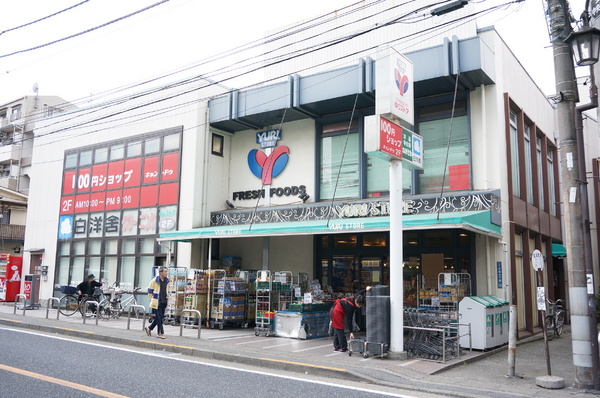テラス・コンフォール(ゆりストア生田店)