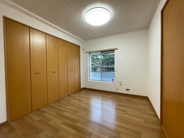 西三田団地４街区２号棟