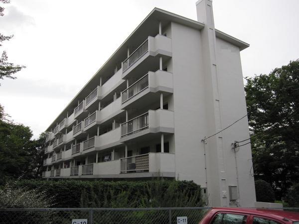 川崎市多摩区三田４丁目のマンション