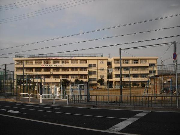 コンフォートステージ２(大東市立灰塚小学校)