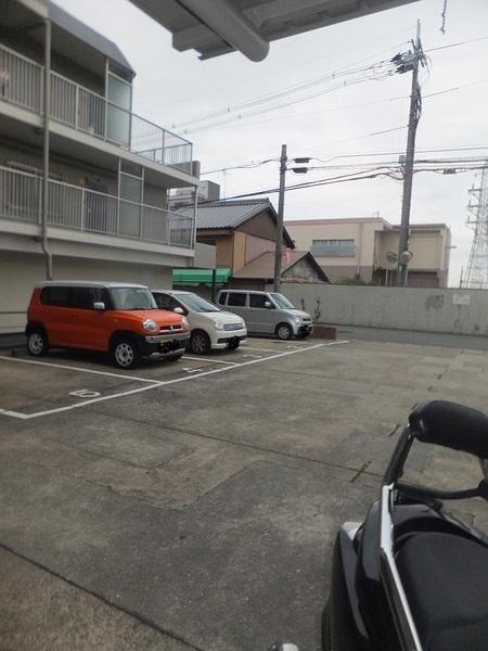 大和高田市日之出西本町のマンション