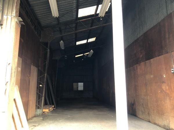 東大阪市中鴻池町１丁目の工場