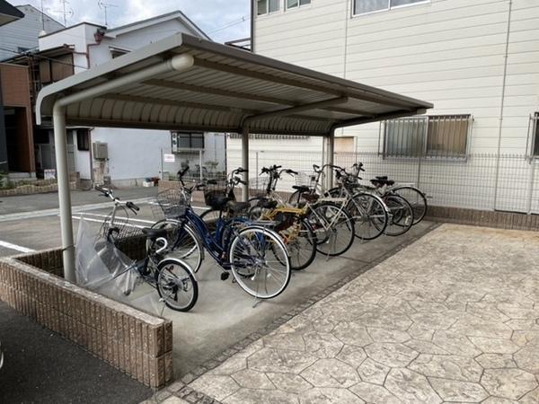 アルバーダドス
