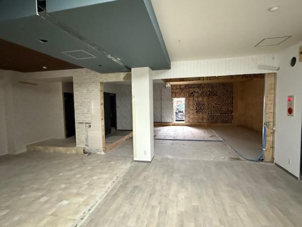 奥田ビル１階店舗