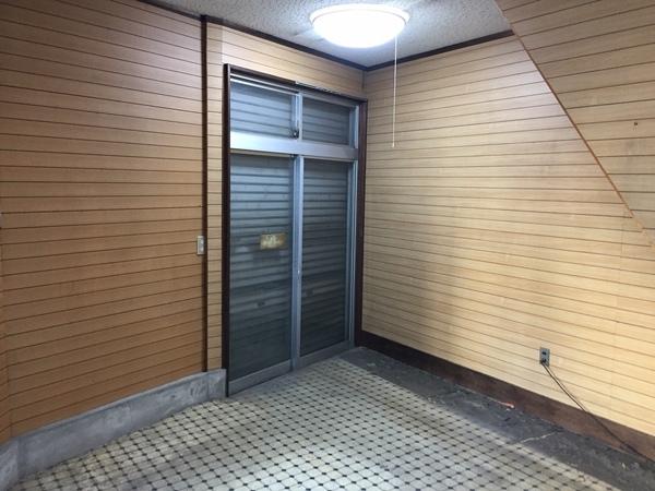 諸福３丁目店舗付戸建