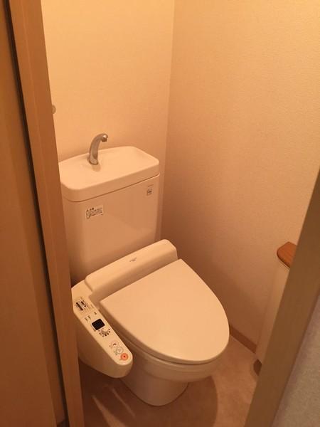 シャーメゾン灰塚A