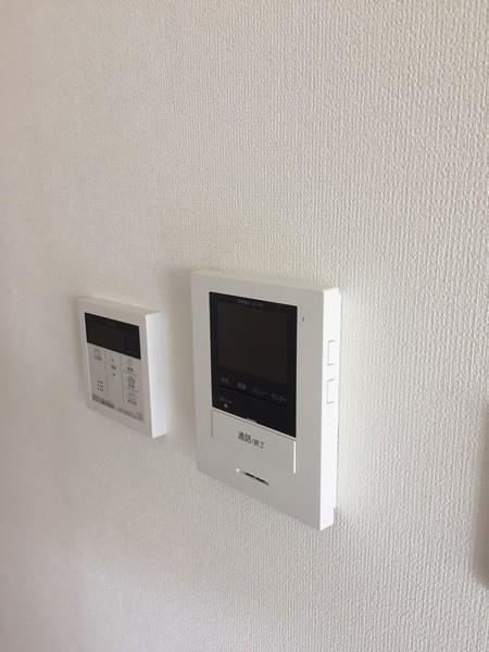 エマイユ鴻池