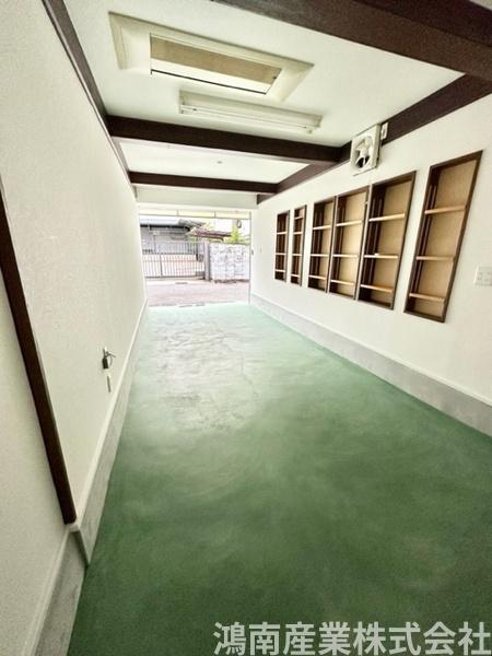 中鴻池町１丁目貸家