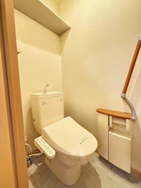 シャーメゾン灰塚A
