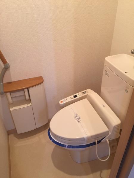 シャーメゾン灰塚B
