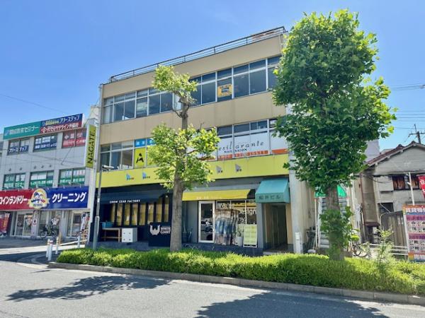 船井ビル２階事務所北側