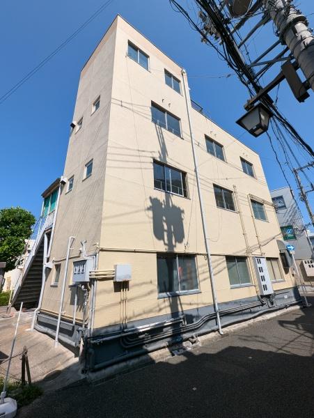 船井ビル２階事務所北側